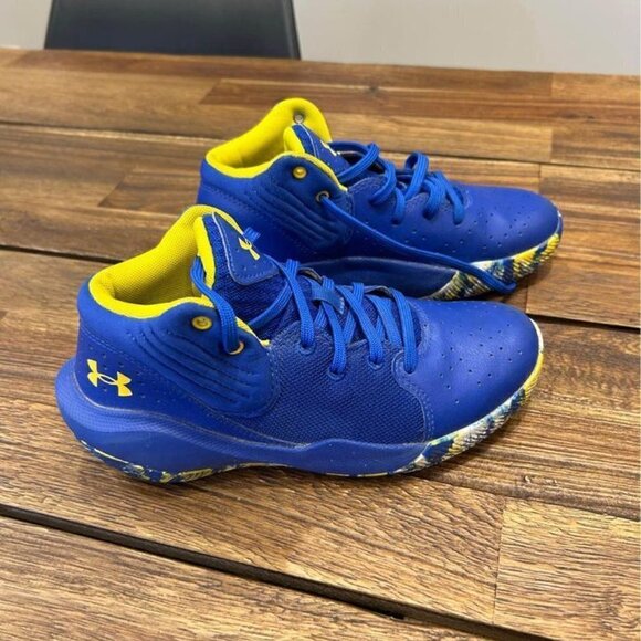 Under Armour basketball shoes! Royal blue/yellow. Size 3 youth. Excellent condit - Picture 3 of 10